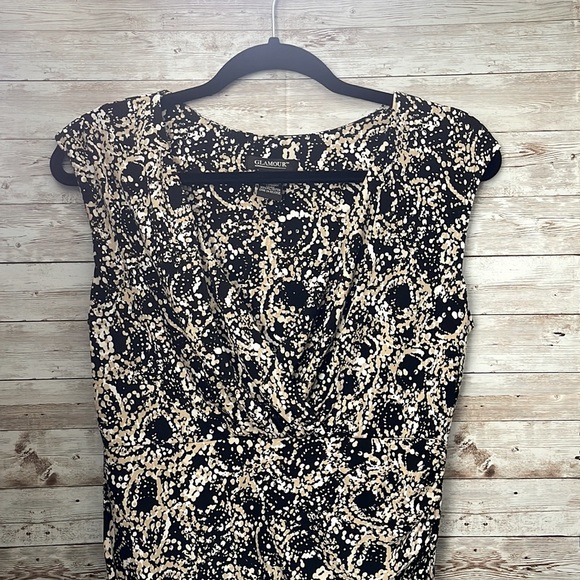 Beautiful Dress - Picture 3 of 7